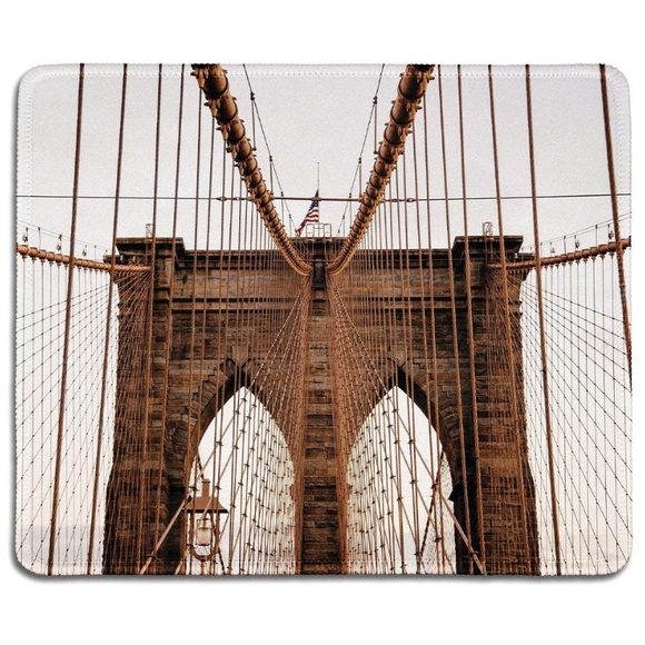 Other - New✨ Brooklyn Bridge Mouse Pad